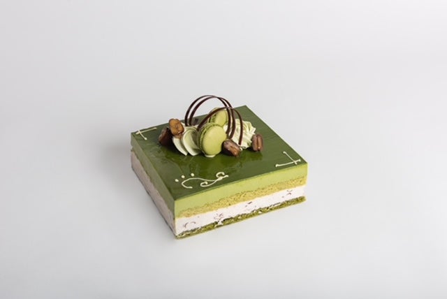 Matcha and Red beans Mousse Cake